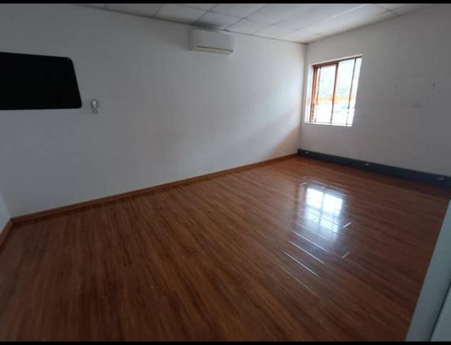BUSINESS PROPERTY TO RENT IN VORNA VALLEY